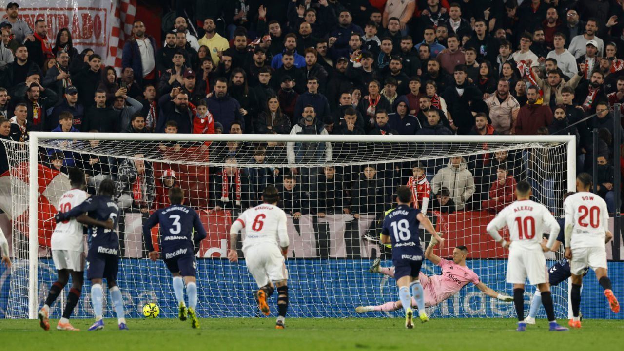 LaLiga. El Celta hunde al Sevilla con un gol de penalti al borde del descuento