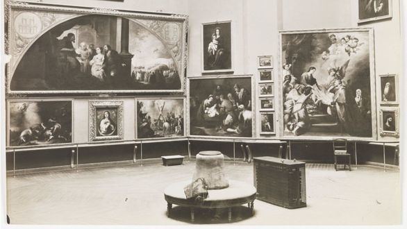 Los fondos fotográficos del Prado muestran cómo era el museo en el siglo XIX