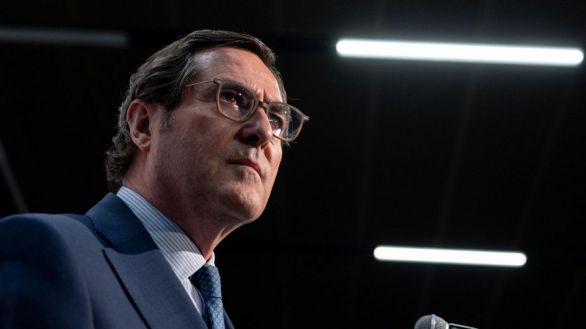 Garamendi tacha a Yolanda Díaz de 