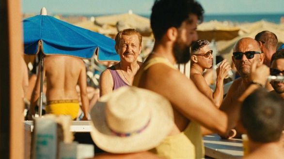 Maspalomas : retrato de la vejez homosexual entre la dignidad y el patetismo