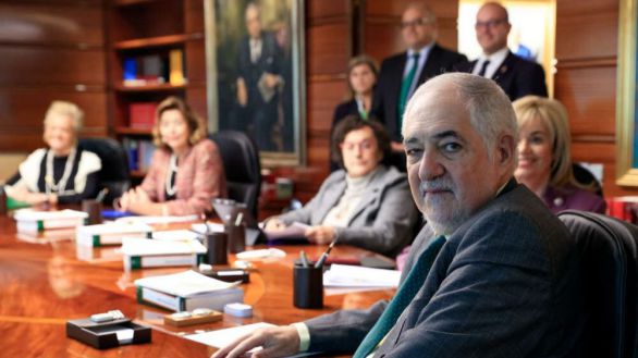 El TC estudiará la posible ilegalidad de no presentar Presupuestos durante tres años