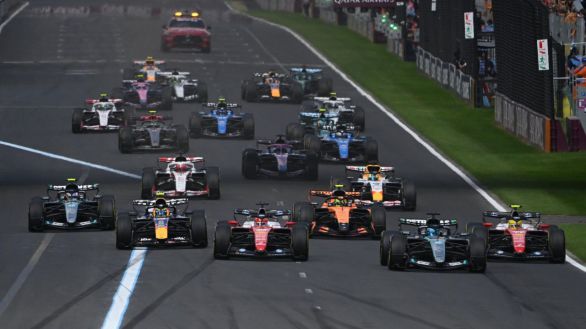 GP Australia. La exhibición de Alonso en la primera carrera del año, ganada por Russell