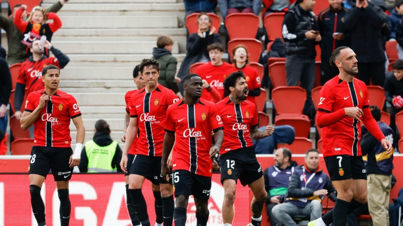 LaLiga. El Mallorca sale del descenso con su triunfo vital ante el Espanyol