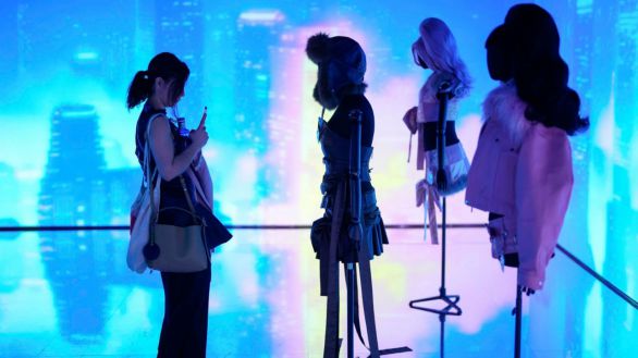 La estética de los 80 y la tradición coreana marcan la arriesgada apuesta de Dominnico