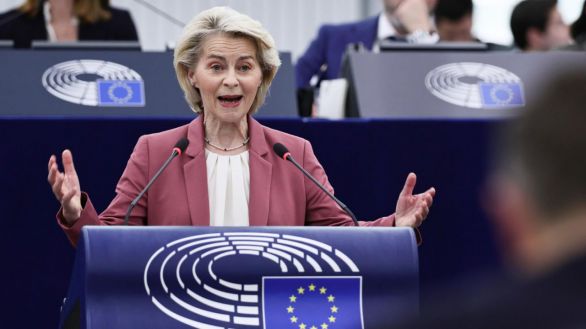 Von der Leyen urge a los países de la UE a prepararse para el golpe económico de 