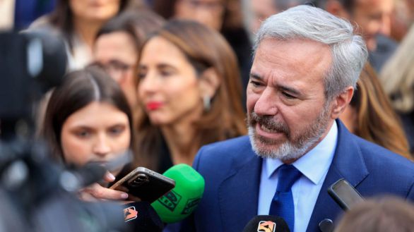 Las Cortes oficializan la candidatura de Azcón a expensas de cerrar un pacto con Vox para gobernar