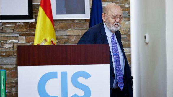 El PP anuncia una querella contra Tezanos por posible delito electoral