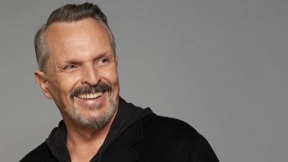 Miguel Bosé cumple 70 años triunfando en su 'Importante Tour'
