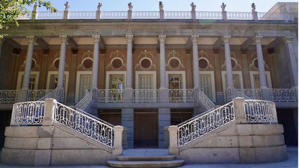 El Capricho recupera su esplendor con la restauración del fortín y el salón de baile