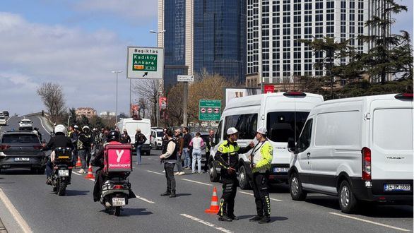 Un muerto y dos heridos en un tiroteo en el consulado de Israel en Estambul