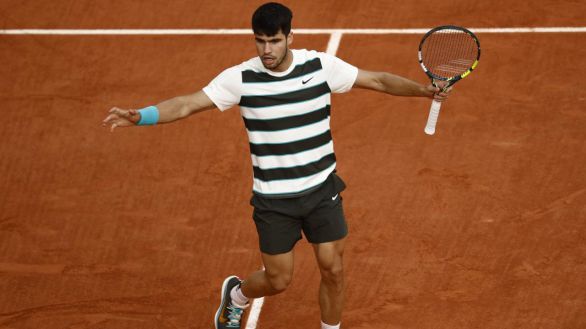 Masters Montecarlo. Alcaraz arrolla a Báez e inicia con paso firme la defensa del título