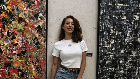 Elena Olmos llega al Louvre: talento extremeño en la primera línea del arte internacional
