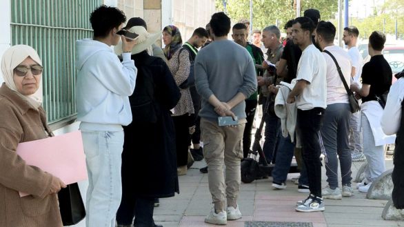 El Supremo rechaza suspender cautelarmente la regularización masiva promovida por el Gobierno