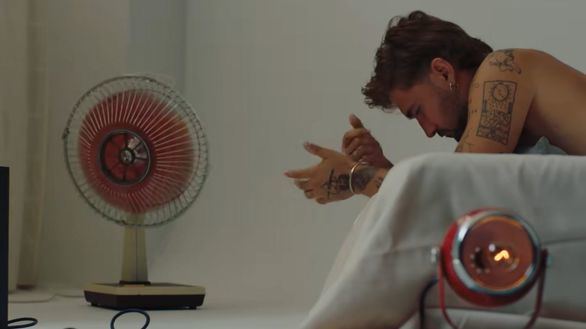 Dani Fernández se rompe un ligamento del hombro tras una caída en su concierto en Valencia