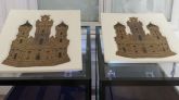 Dos bordados heráldicos del siglo XV asociados al Reino de Castilla expuestos en la casa Bonhams de París.