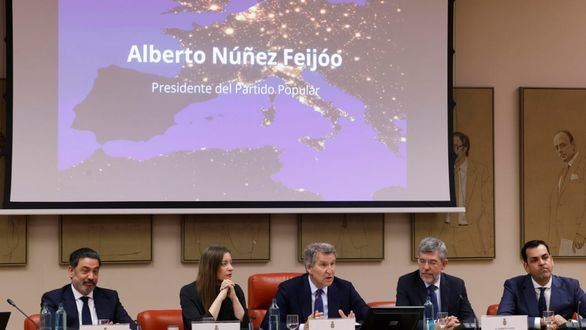Feijóo señala a Sánchez, Ribera, Aagesen y Corredor como responsables del gran apagón: 