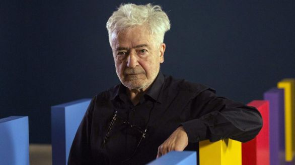 Fallece Cruz Novillo, el creador de la bandera de Madrid y los logos del PSOE y Renfe