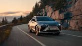 El Lexus RZ 350e se pone a tiro: ayudas del Gobierno y estrategia de marca para conquistar el eléctrico premium