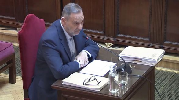 Ábalos confirma que se realizaban pagos en efectivo en el PSOE: 