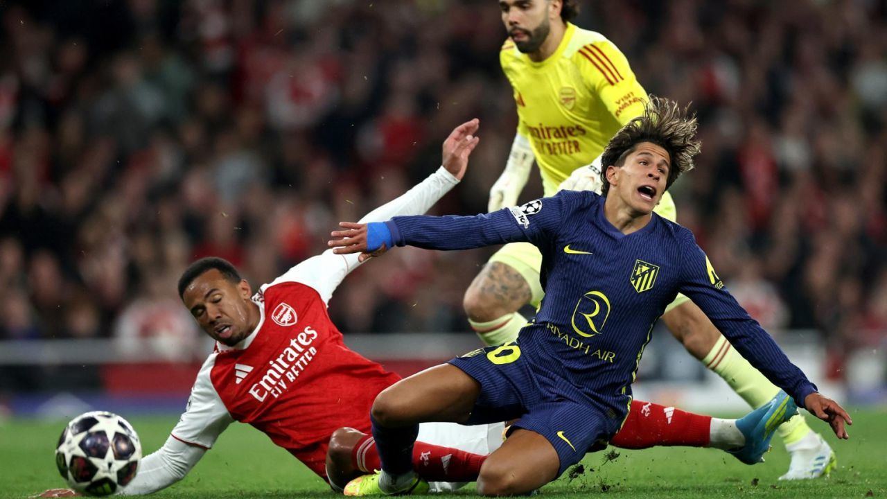 Liga de Campeones. El Arsenal apaga el sueño del Atlético con polémica