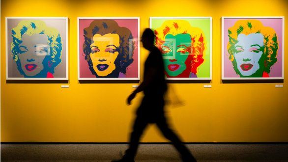 Andy Warhol abandera una muestra sobre el arte pop desde los 50 a la actualidad