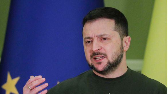 Ucrania ataca infraestructura petrolera rusa a 700 kilómetros de su frontera