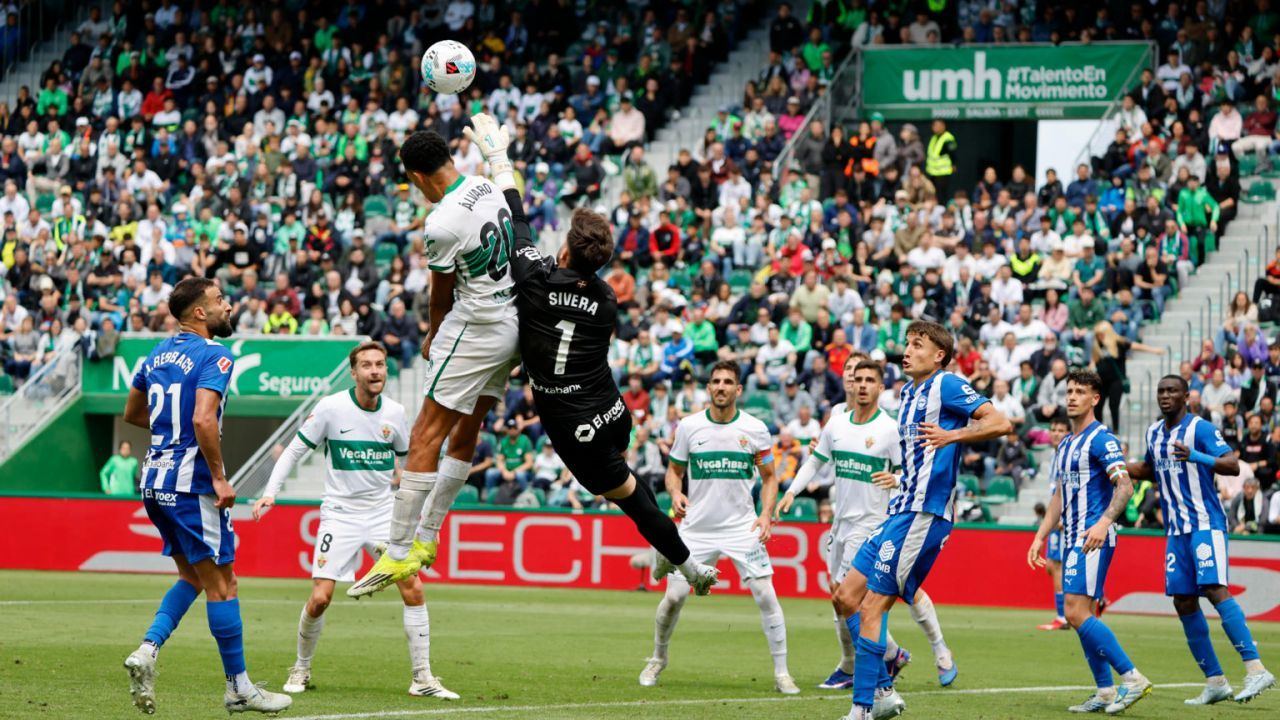 LaLiga. Elche y Alavés empatan a tensión y seguirán sufriendo