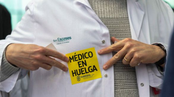 Cuarta huelga semanal de médicos en toda España