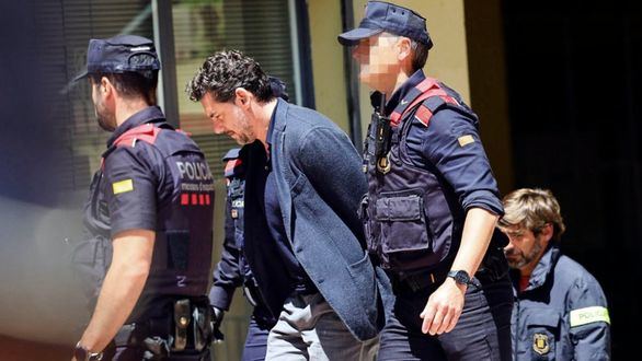 Andic habría frotado la suela de su zapatilla al menos 