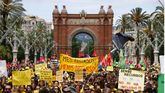 Los docentes catalanes convocan una nueva huelga en Barcelona durante la visita del papa
