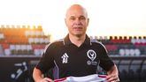 Andrés Iniesta abre una sede de su academia de fútbol en Dubái