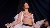 Rosalía estrena un vestuario de lujo en su gira americana