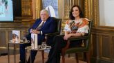 El periodista y académico Luis María Anson con la escritora Cruz Sánchez de Lara.