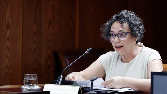 La secretaria de Zapatero, imputada en el caso Plus Ultra, guarda silencio en el Senado