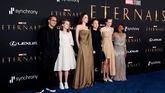 Ya son tres los hijos de Angelina Jolie que legalmente optan por quitarse el apellido Pitt