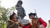 Dos actores recrean a soldados de los tercios de Flandes protagonistas de las novelas del Capitán Alatriste.