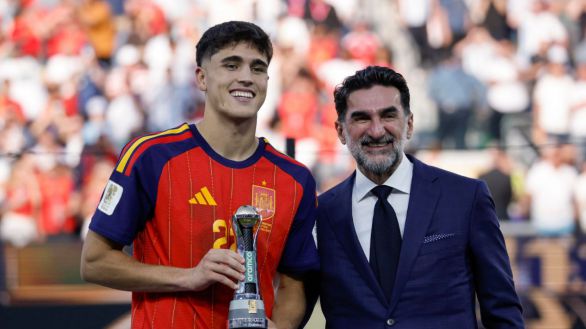 La FIFA, obligada a inclinarse ante España: campeones, mejor jugador, mejor joven y mejor portero del Mundial
