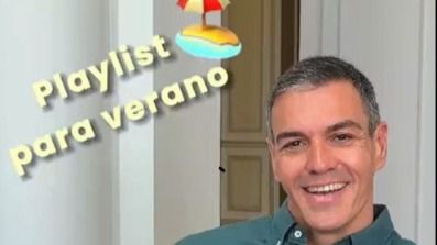 Sánchez publica su lista de canciones del verano en plena crisis migratoria