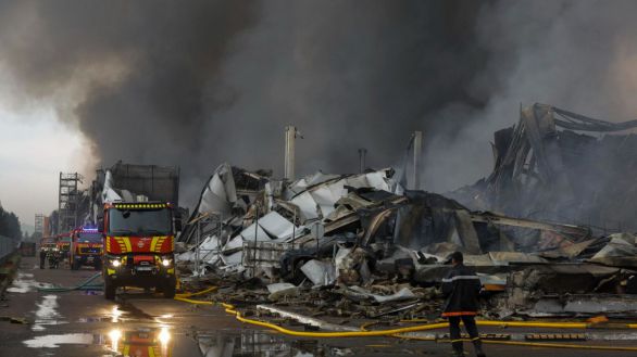 Al menos 14 muertos y 27 heridos en ataques nocturnos de Rusia en la región de Kiev