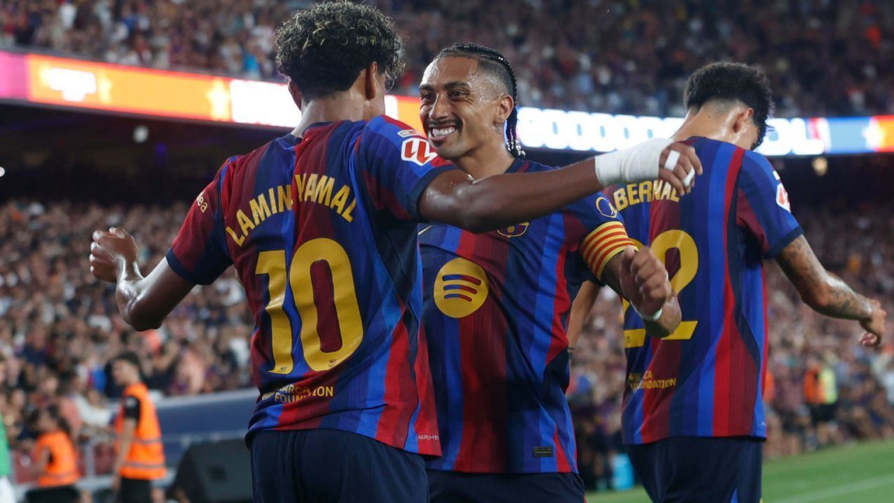LaLiga. Raphinha y Lamine Yamal lideran la 'manita' del Barcelona ante el Rayo