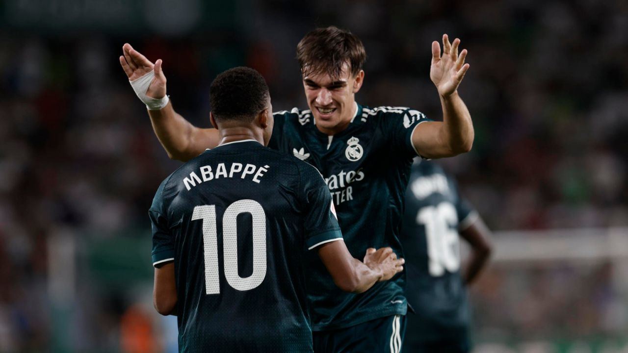 LaLiga. Espí salva al Real Madrid y a Mourinho de inmolarse en Elche