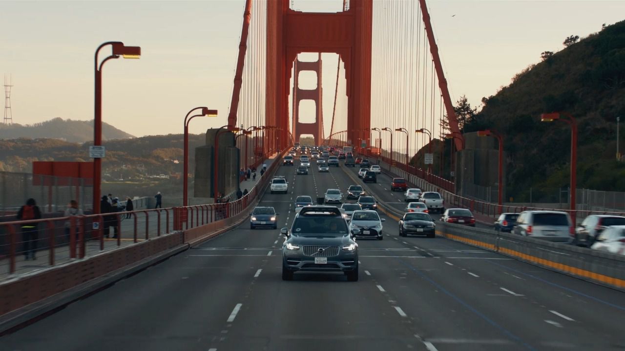 Uber y Volvo Cars lanzan un proyecto piloto de conducción autónoma