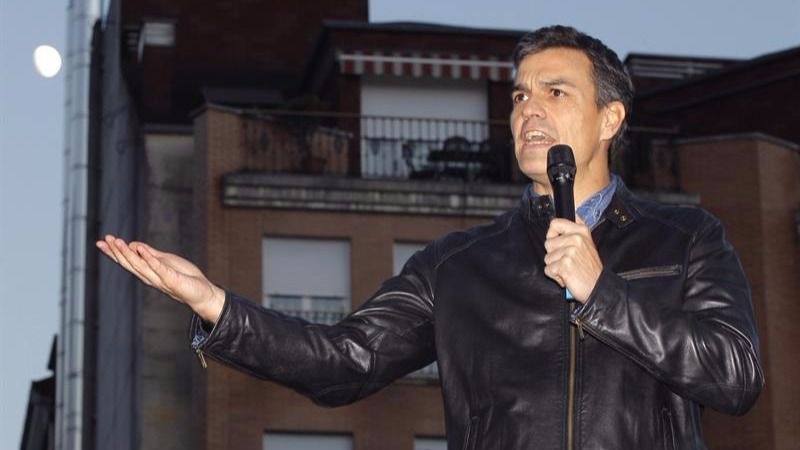 Sánchez intenta recuperar el tiempo perdido