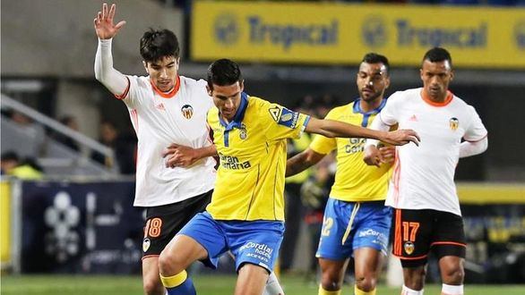 Las Palmas brilla a costa de un Valencia que se hunde un poco más | 3-1
