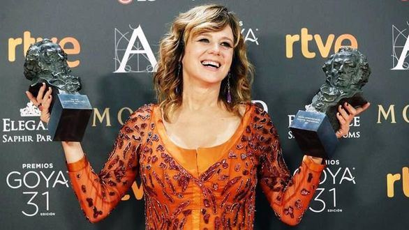 Bayona, Raúl Arévalo y Emma Suárez, triunfadores de los Goya