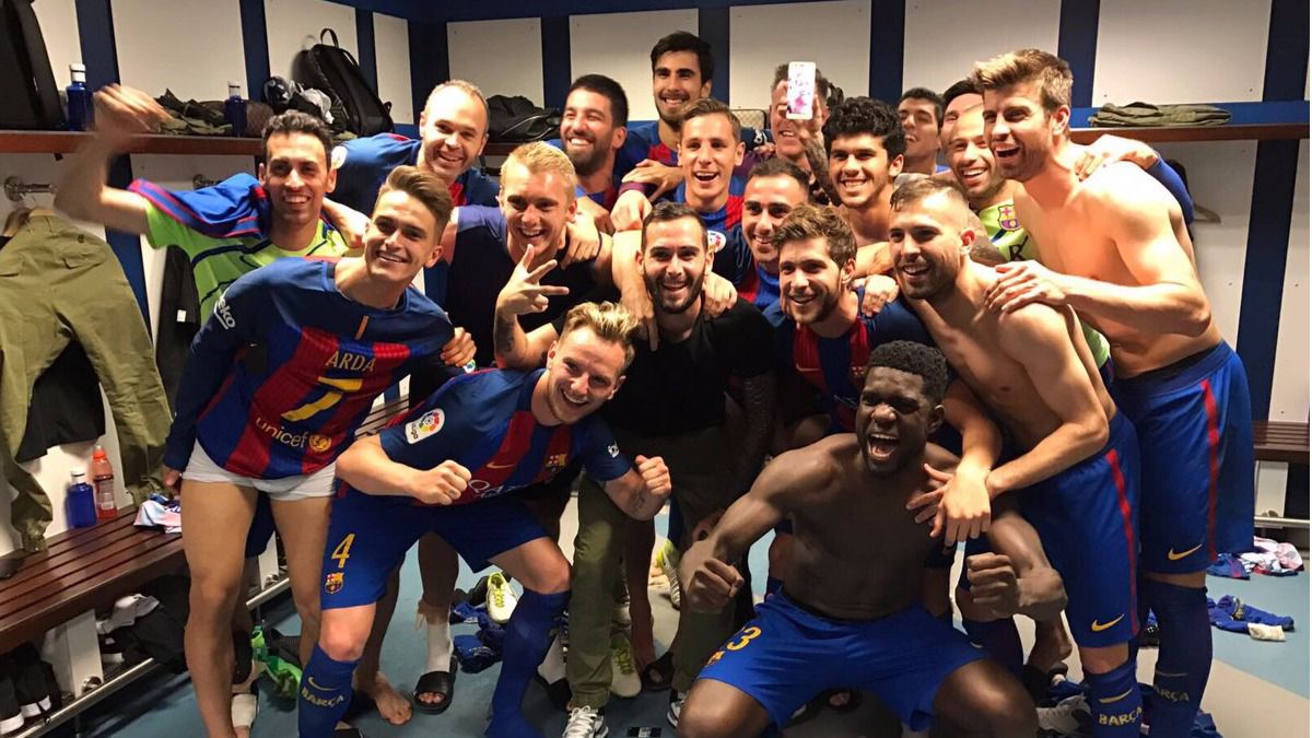 Los tuits del día. La victoria del Barça y Macron