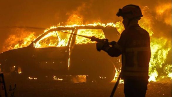 Elevan a 62 los fallecidos en un incendio en el centro de Portugal