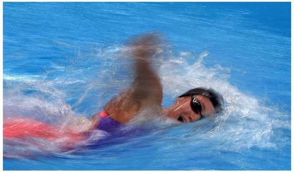 Mireia Belmonte gana el oro en los 200 mariposa en la Copa del Mundo