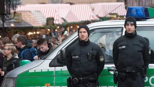 La policía alemana detona un paquete en un mercadillo navideño