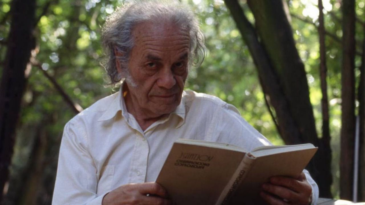 Fallece el poeta chileno Nicanor Parra, creador de la antipoesía, a los 103 años